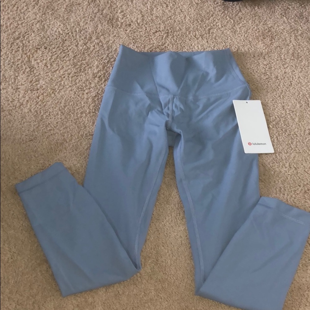 Lululemon wunder under - Picture 1 of 4